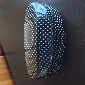 $5 SALE!! DOMED HARDSHELL SUNGLASSES CASE